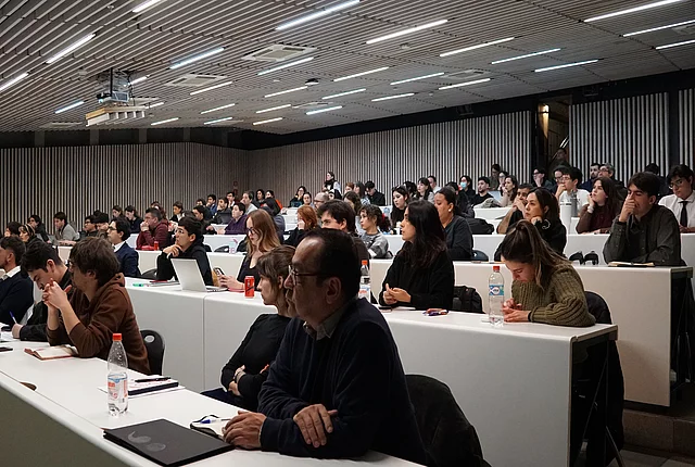 Asistentes de la primera sesión del Programa de Invierno "Desafíos de la Seguridad"