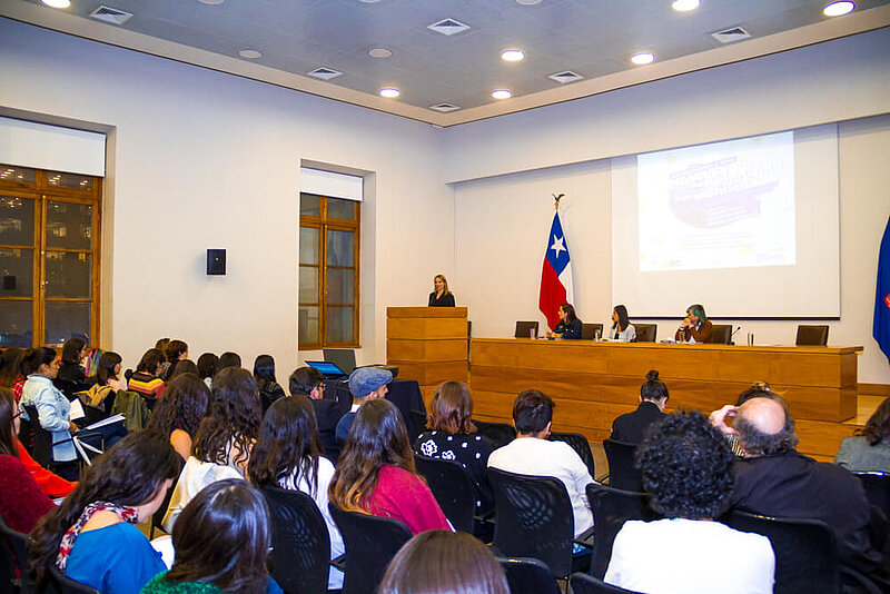 Lanzamiento Nuevas Voces Del Feminismo Chileno